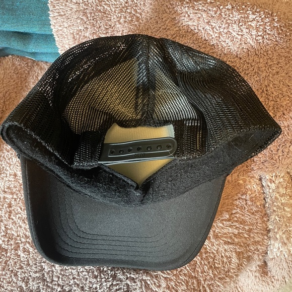 Maverick City black trucker hat - Picture 4 of 4